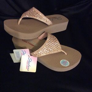 Skechers Rose Gold Yoga Foam Flip Flops